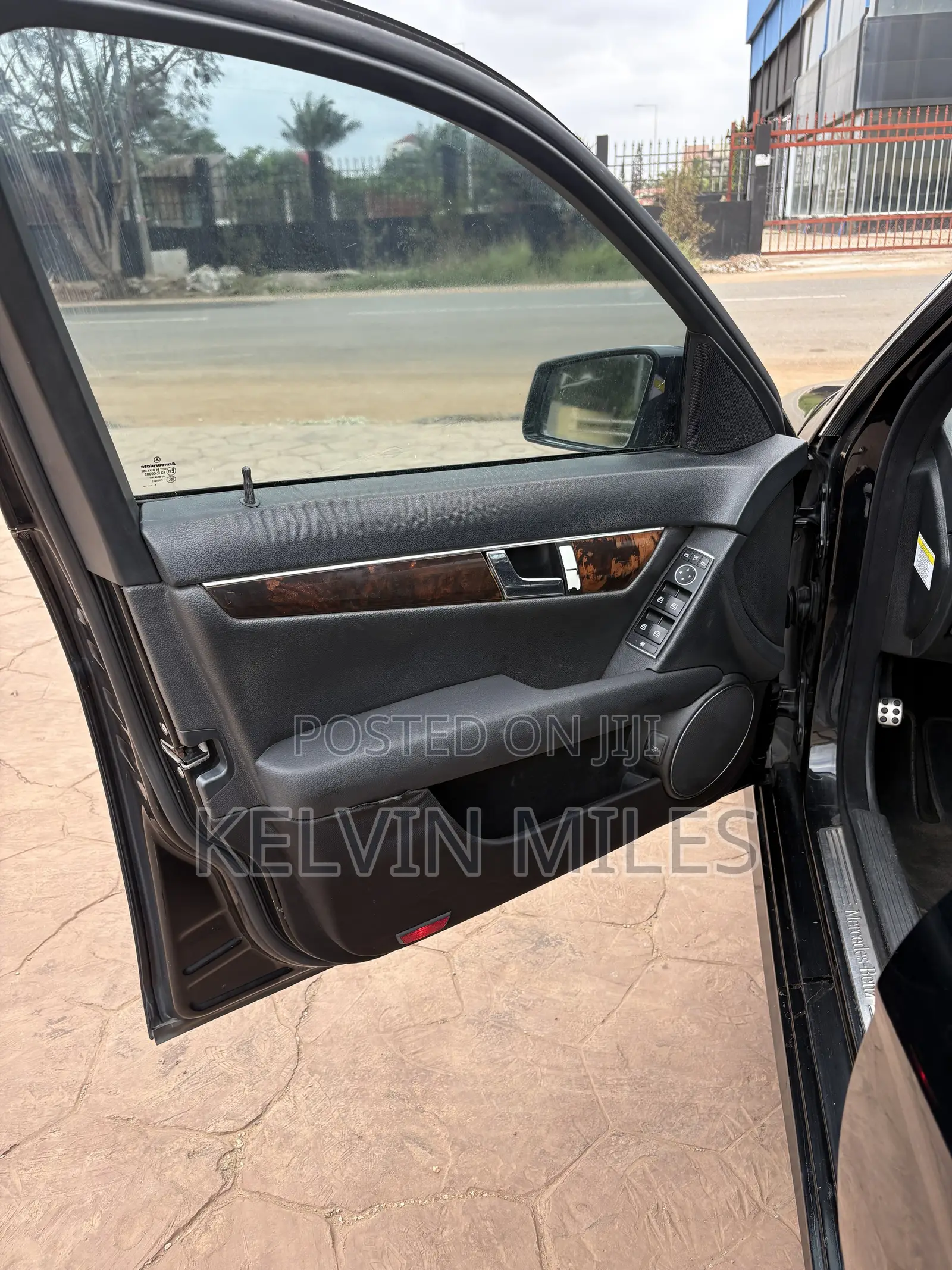 Mercedes-Benz C250 2014 Black