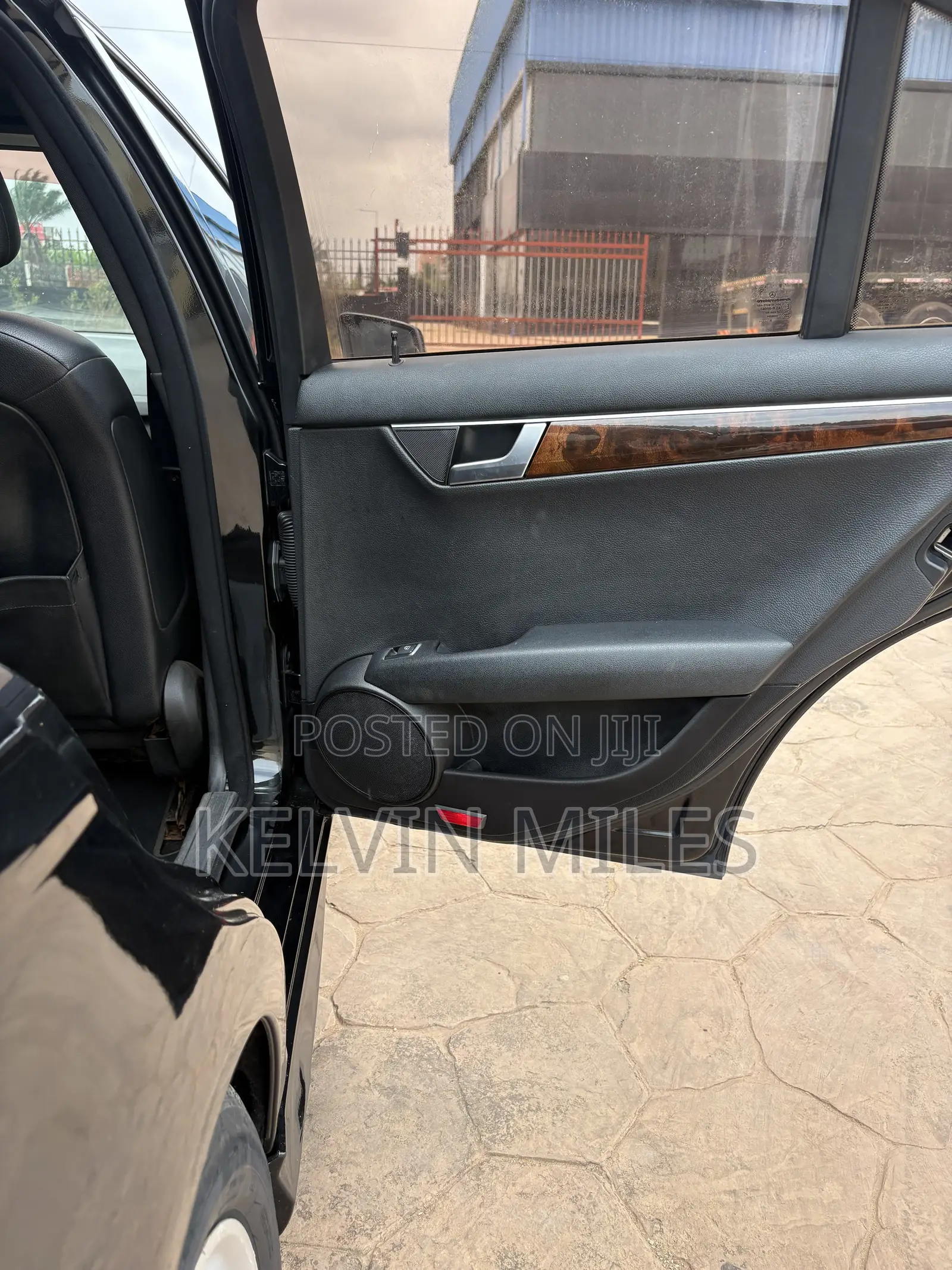 Mercedes-Benz C250 2014 Black