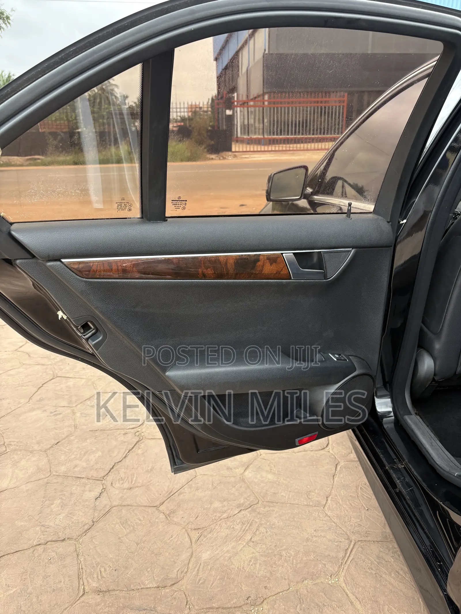 Mercedes-Benz C250 2014 Black