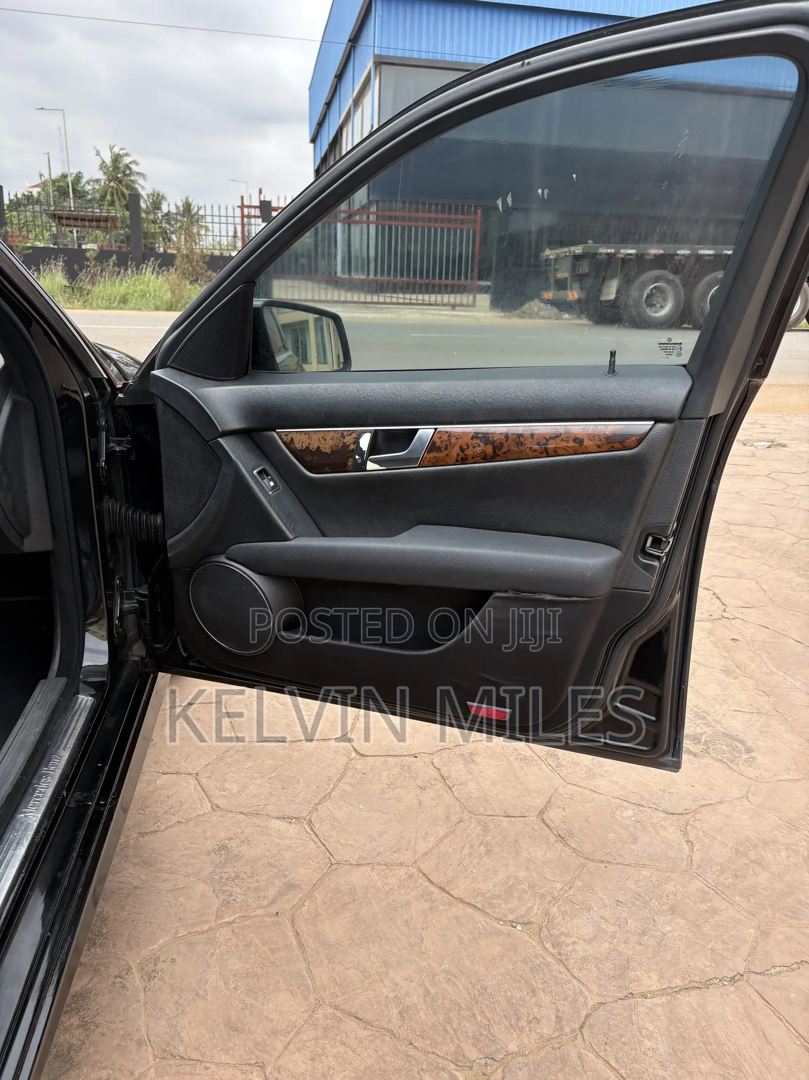 Mercedes-Benz C250 2014 Black