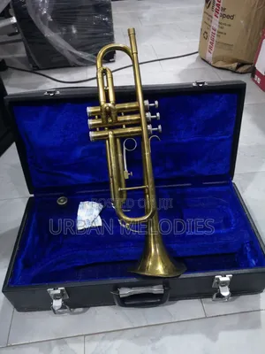 Bb (B-Flat) Brass Trumpet