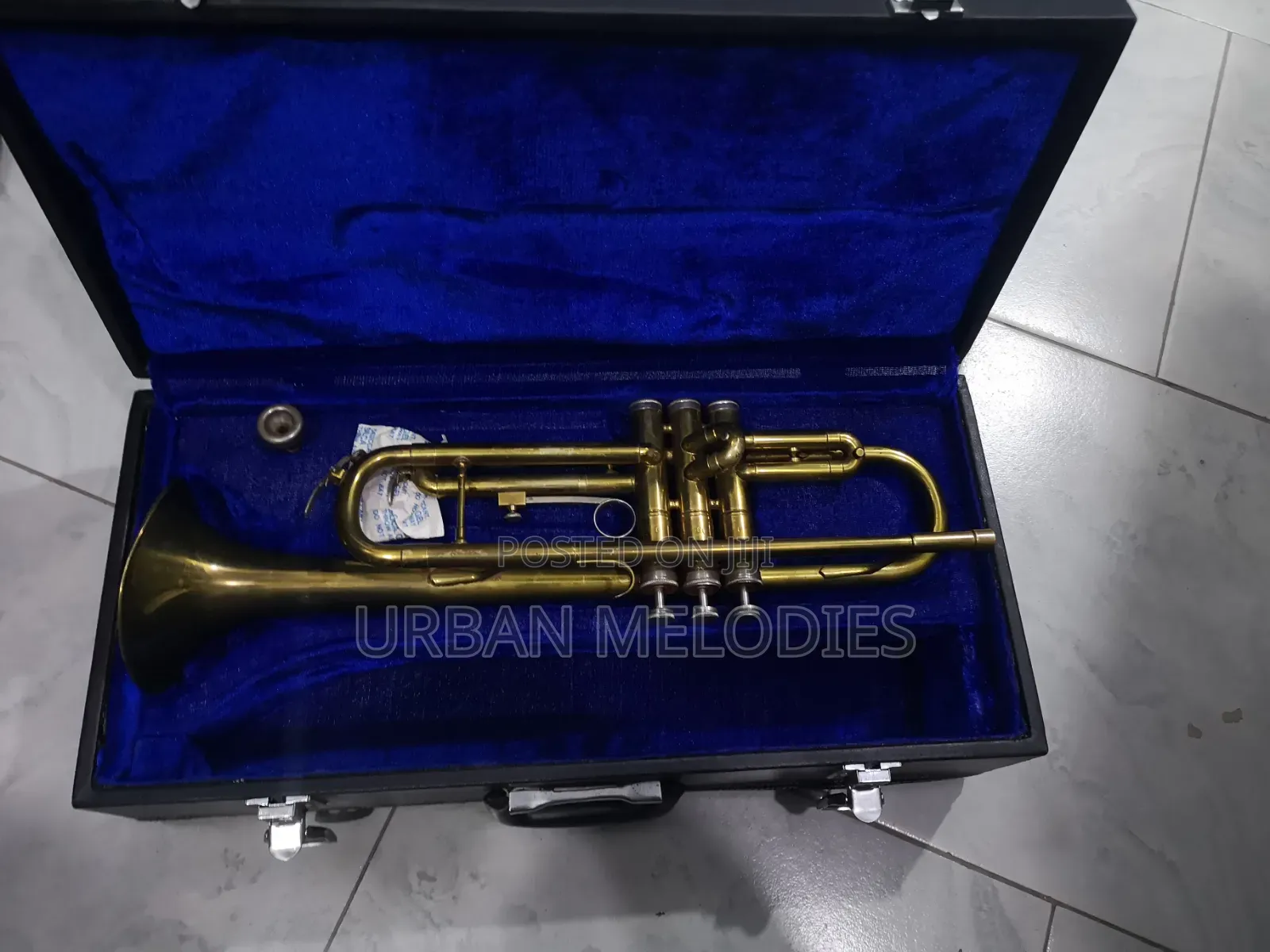 Bb (B-Flat) Brass Trumpet