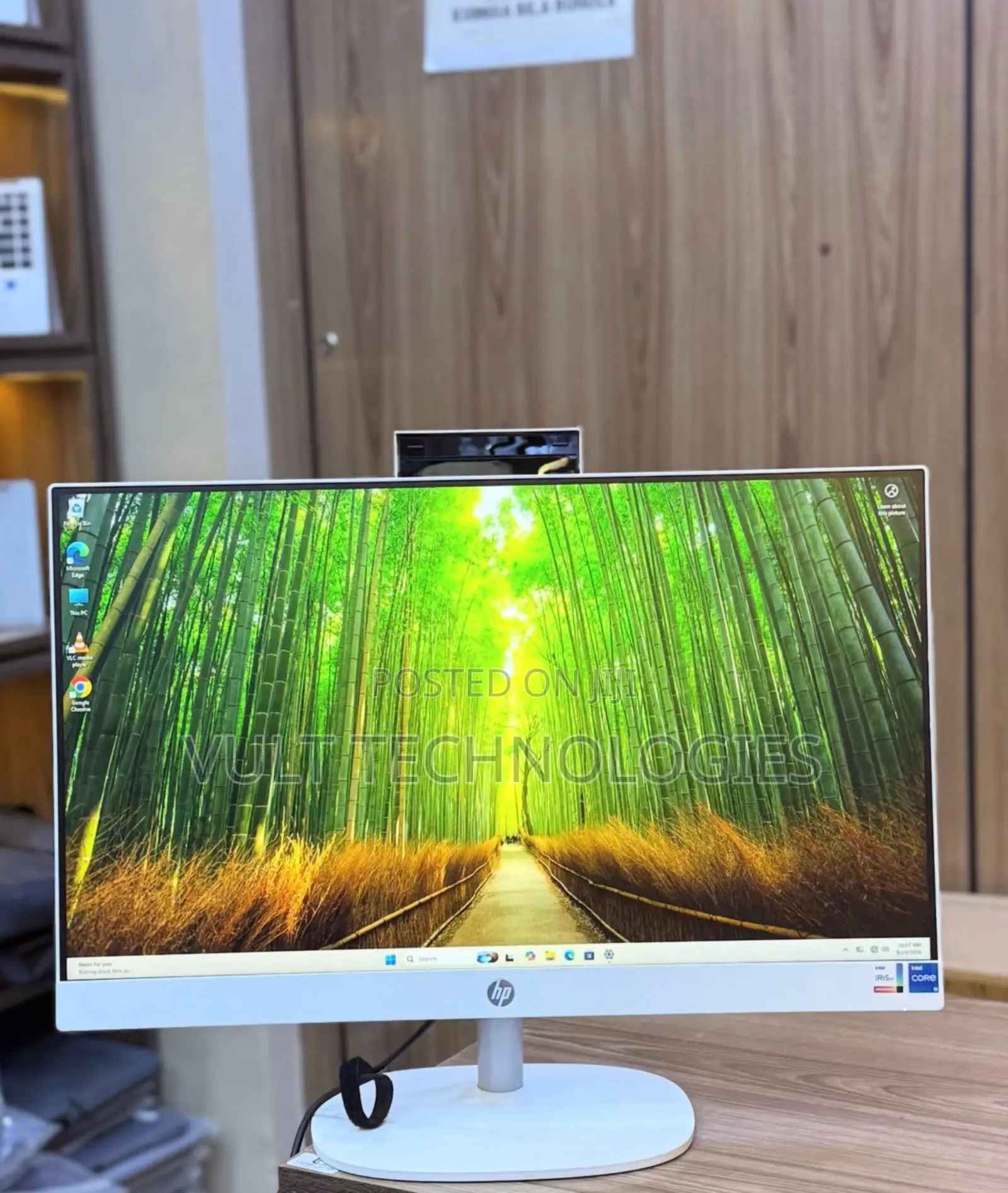 New Desktop Computer HP AiO 24 8GB Intel Core i5 SSD 512GB