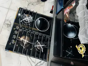 Extremely Classic Kenwood 60cm 3 Gas + 1 Electric Hob.