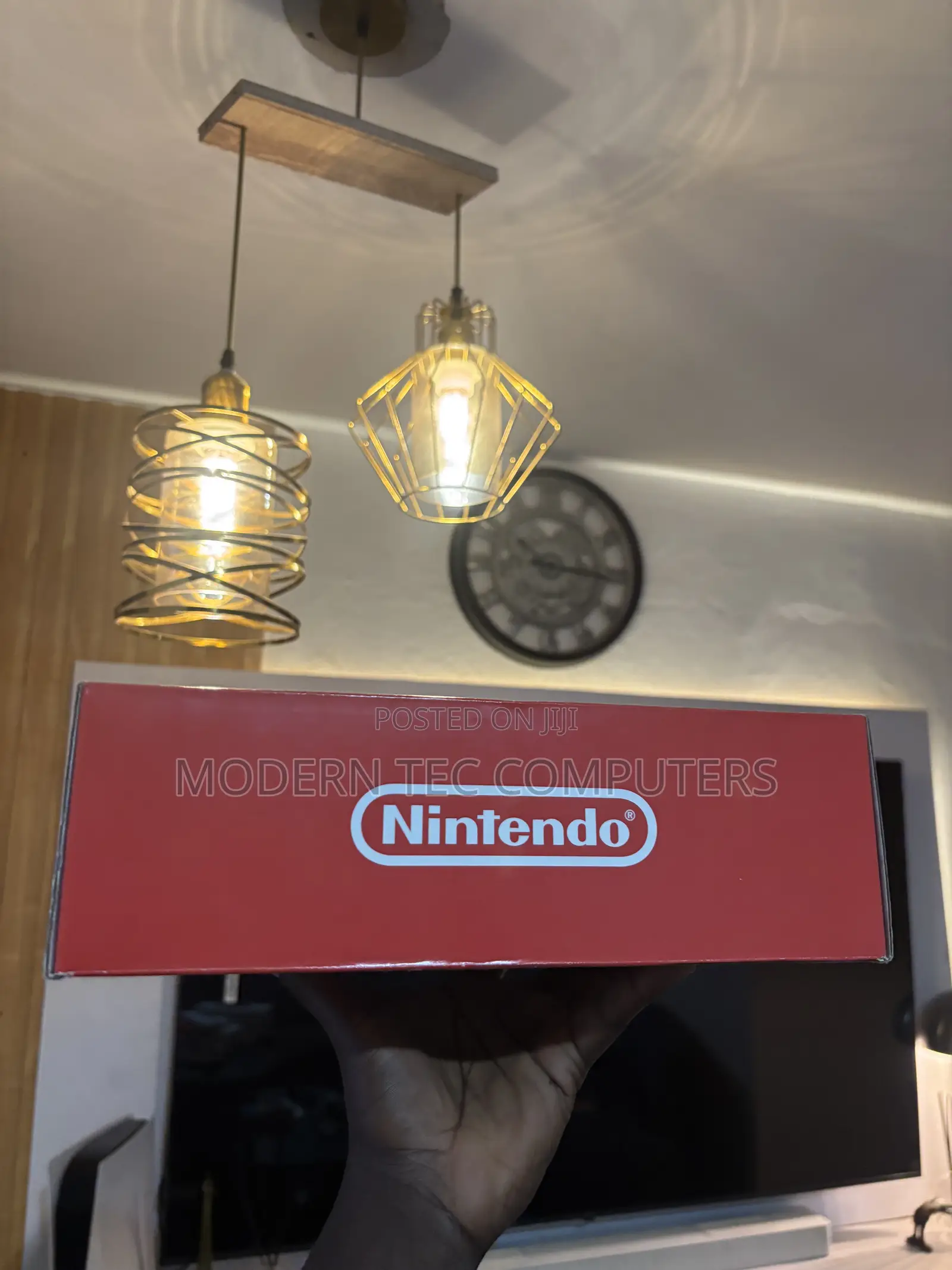  Nintendo Switch V2 — Battery Enhanced Model 