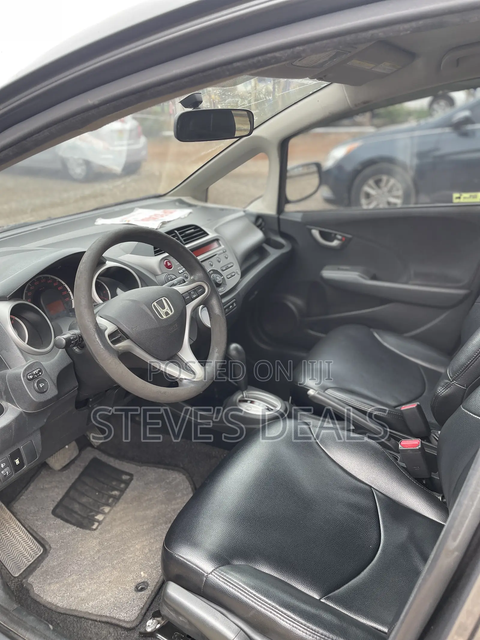 Honda Fit Automatic 2012 Gray