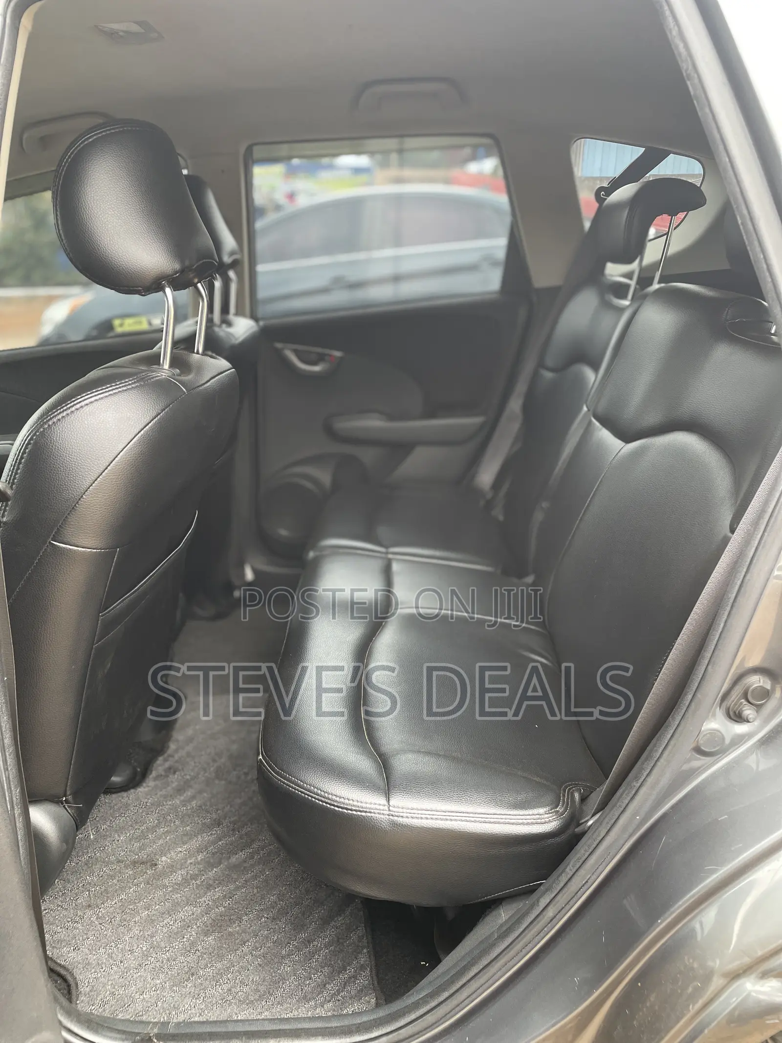 Honda Fit Automatic 2012 Gray
