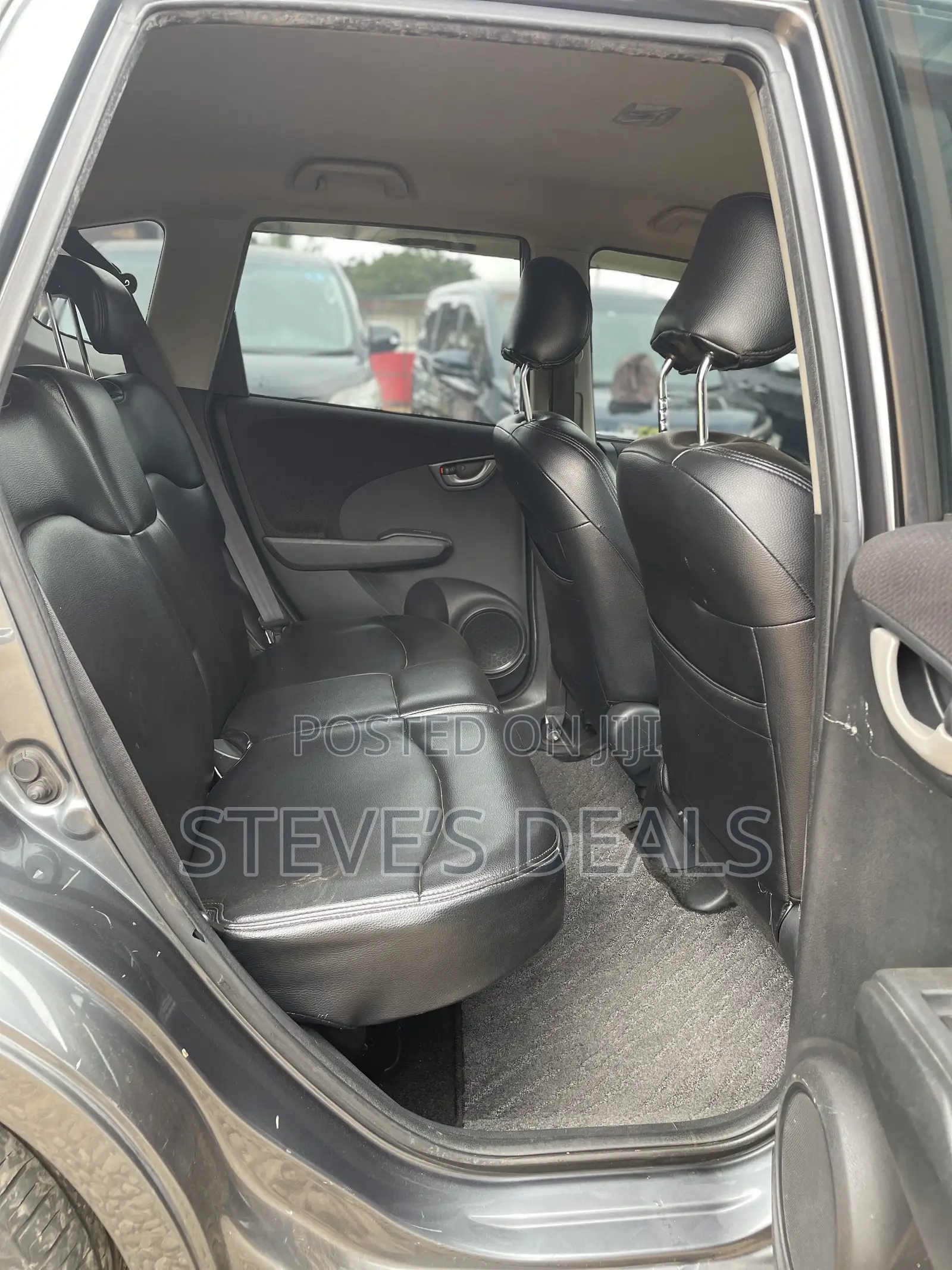 Honda Fit Automatic 2012 Gray