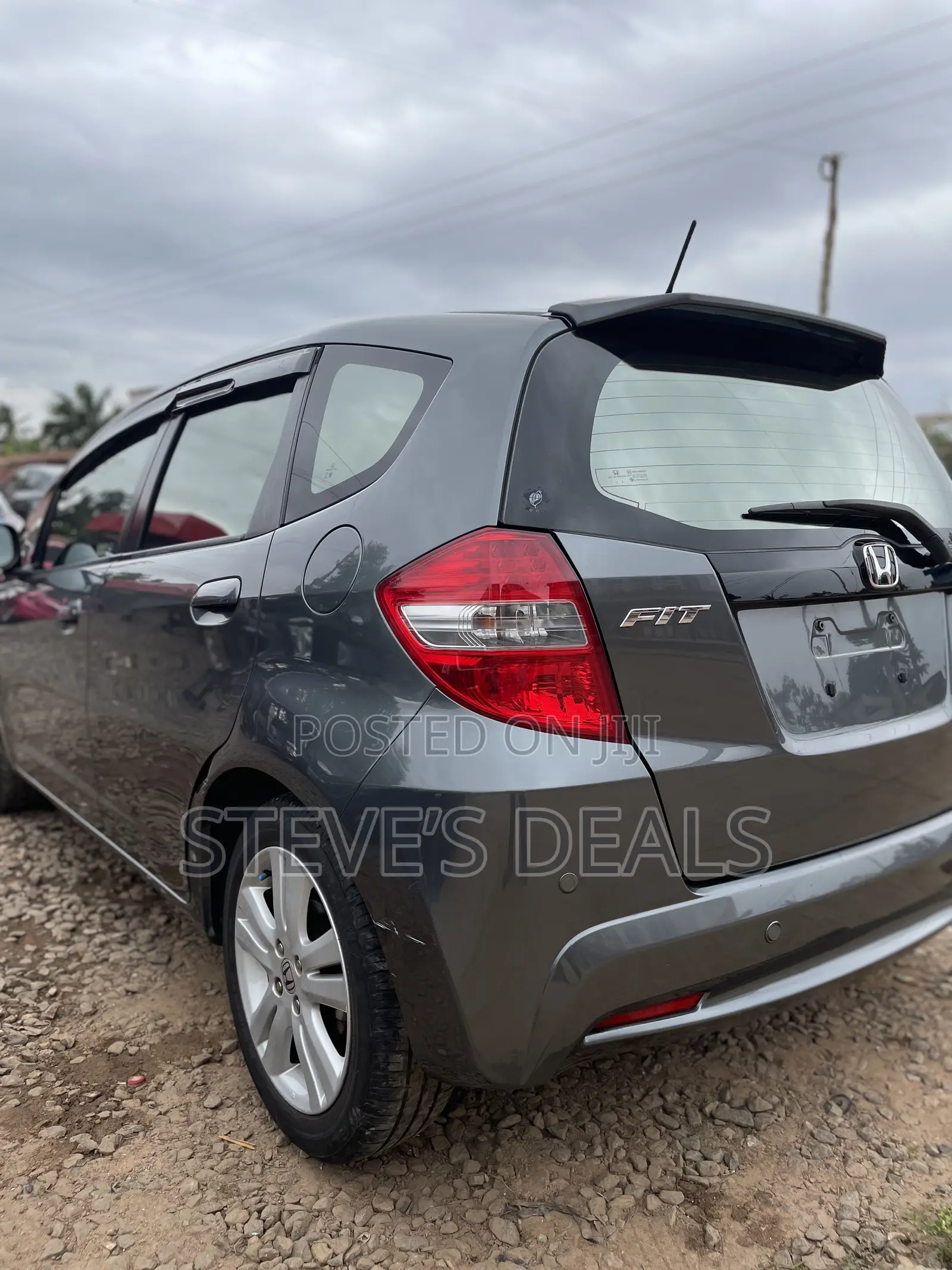 Honda Fit Automatic 2012 Gray