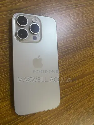 Apple iPhone 15 Pro 128 GB Silver