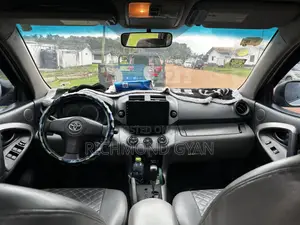 Toyota RAV4 4x4 2007 Silver