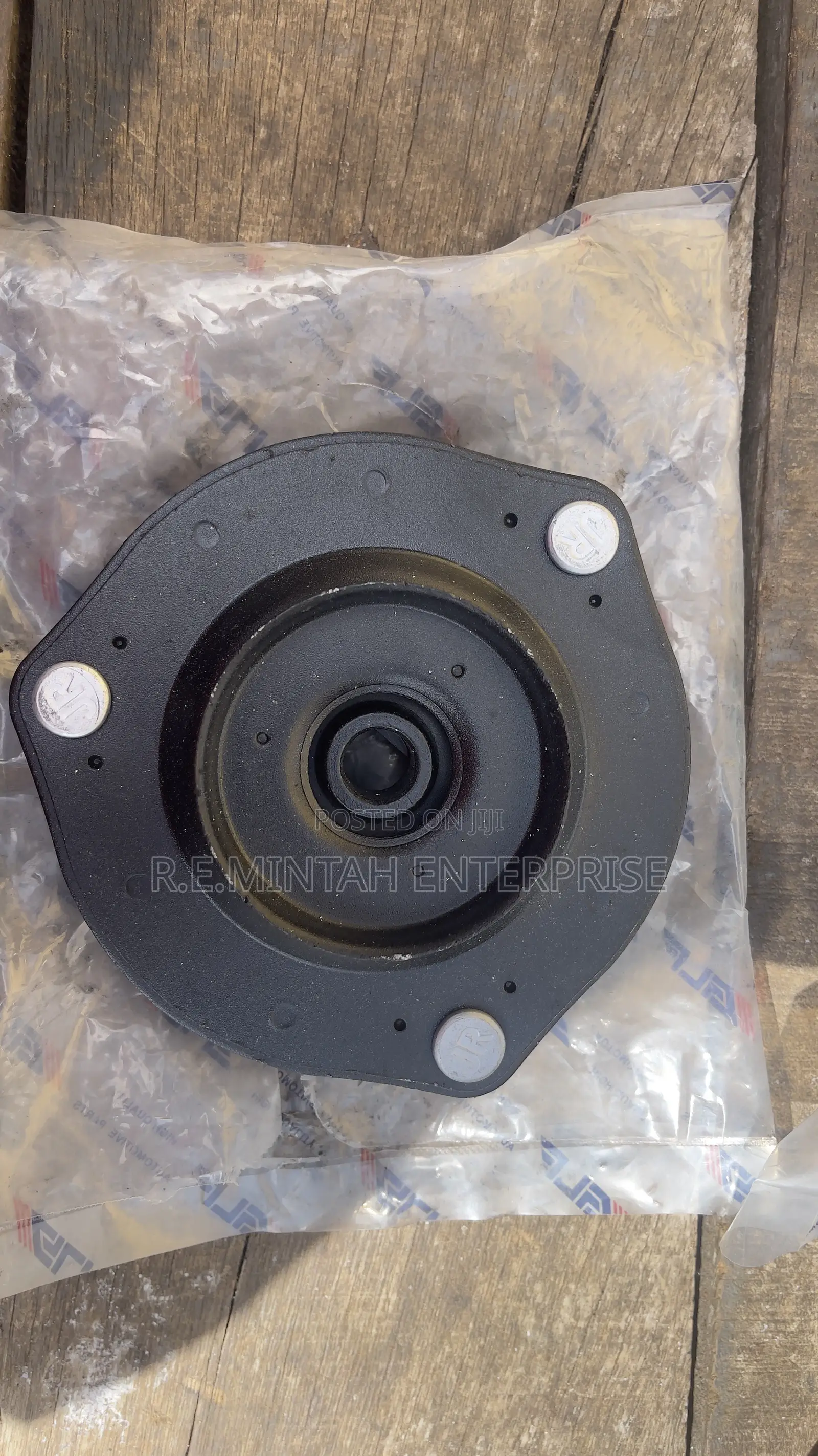 Strut Mounts