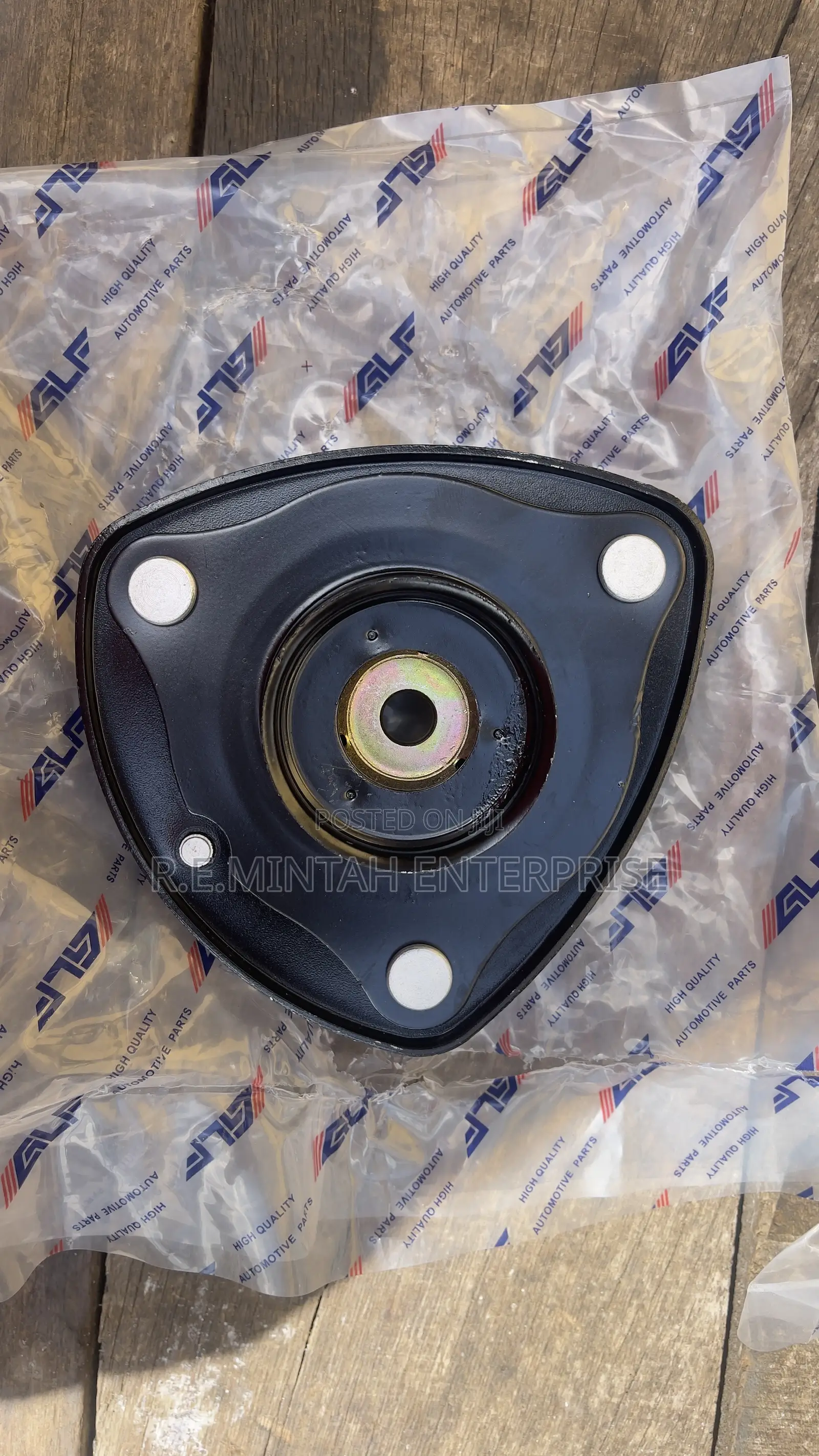 Strut Mounts