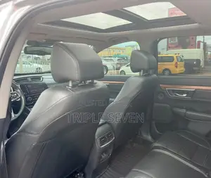 Honda CR-V Touring AWD 2019 Silver