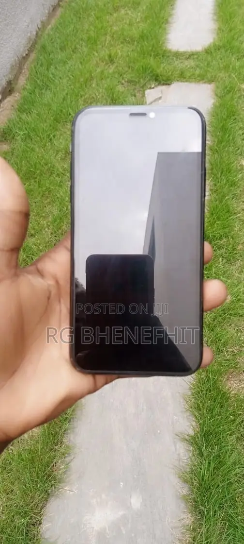 Apple iPhone XR 128 GB Black