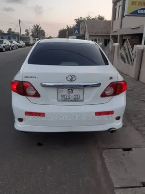 Toyota Corolla 2010 White