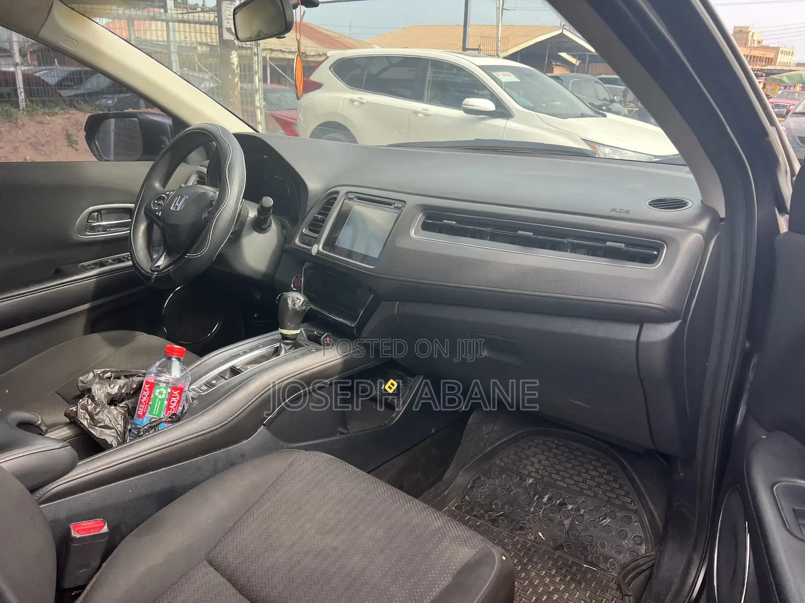 Honda HR-V 4dr SUV (1.5L 4cyl CVT) 2016 Gray