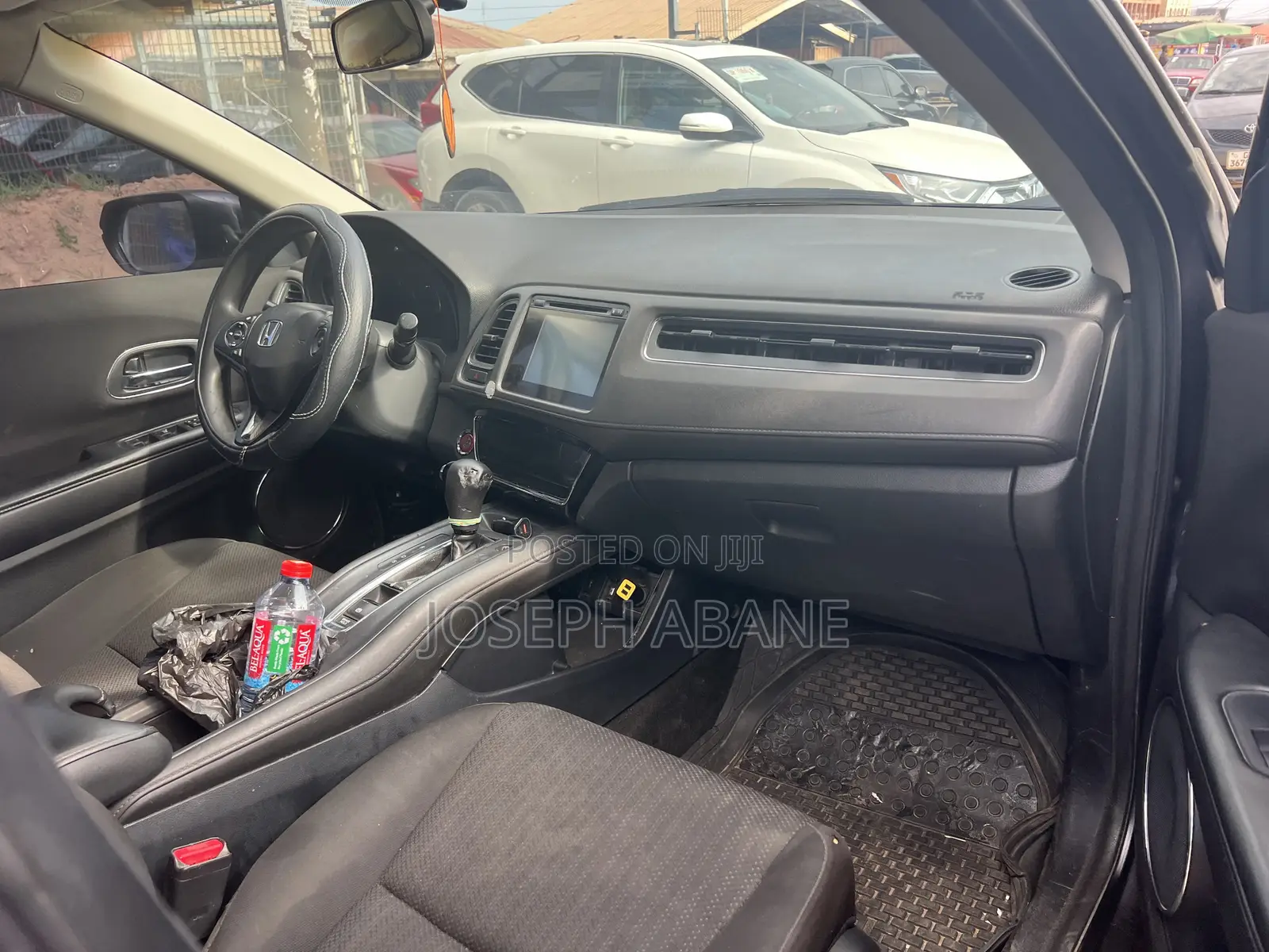 Honda HR-V 4dr SUV (1.5L 4cyl CVT) 2016 Gray