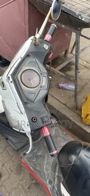 SYM Symnh 2020 White