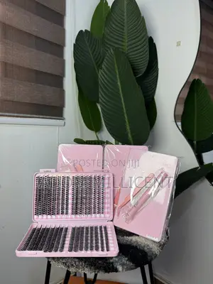 Cluster Lashes