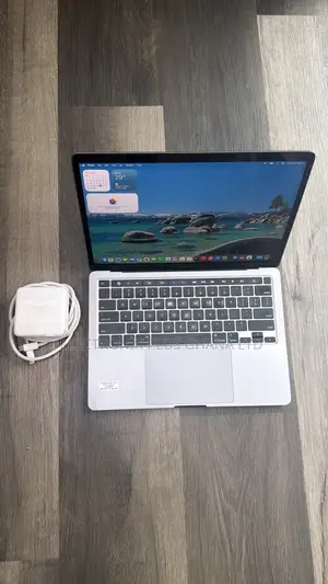 Laptop Apple MacBook Pro 2020 16GB Intel Core i5 SSD 512GB