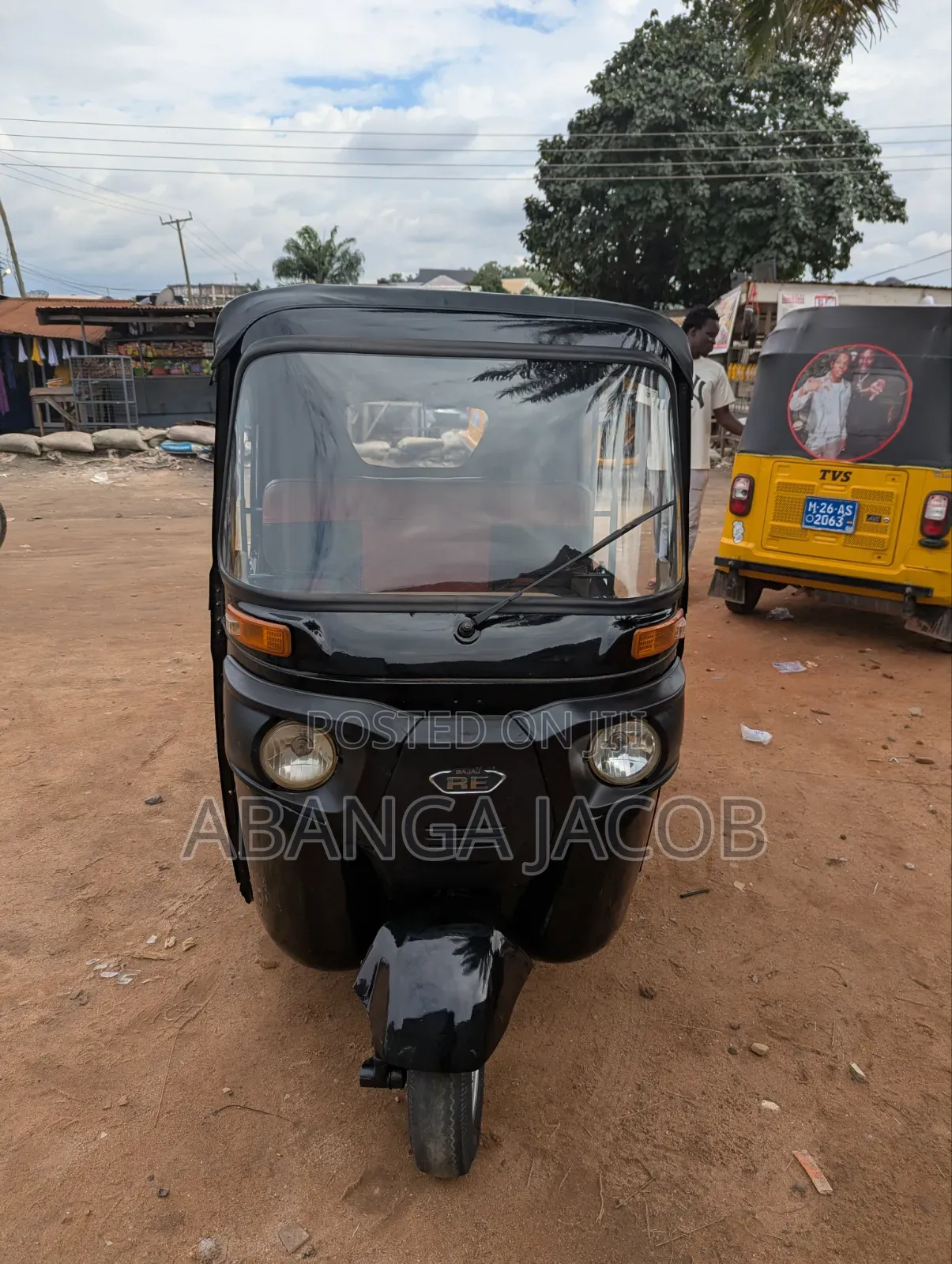 Bajaj RE 2025 Black