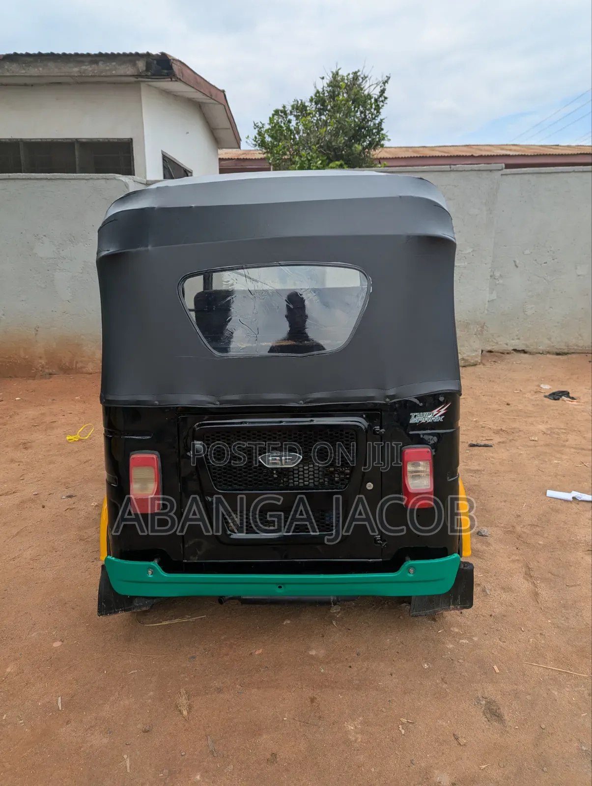 Bajaj RE 2025 Black