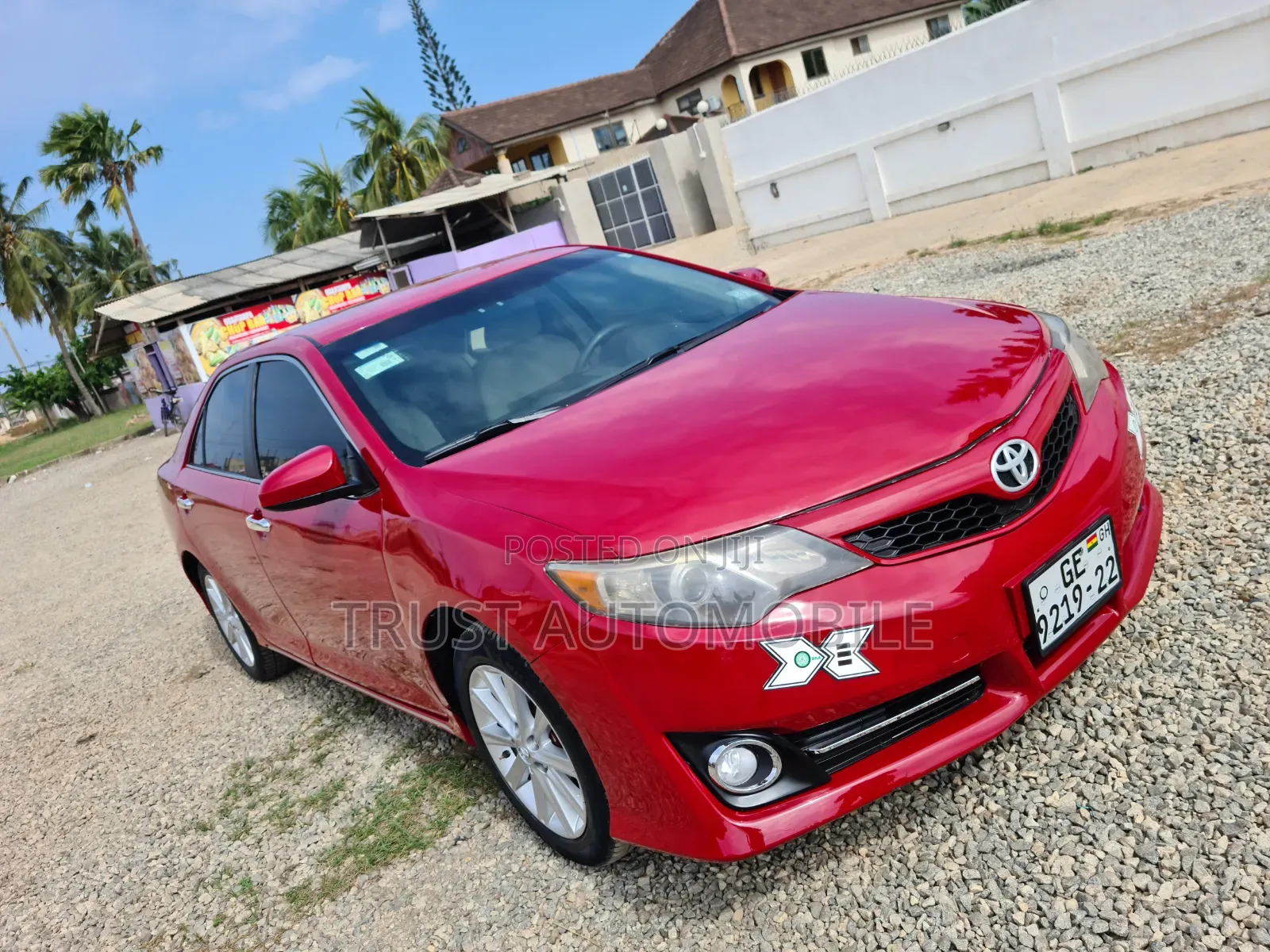 Toyota Camry LE 4dr Sedan (2.5L 4cyl 6A) 2014 Red
