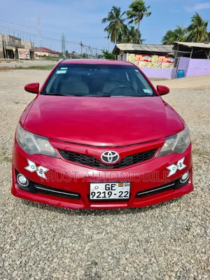 Toyota Camry LE 4dr Sedan (2.5L 4cyl 6A) 2014 Red