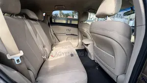 Toyota Venza LE 2014 Gold