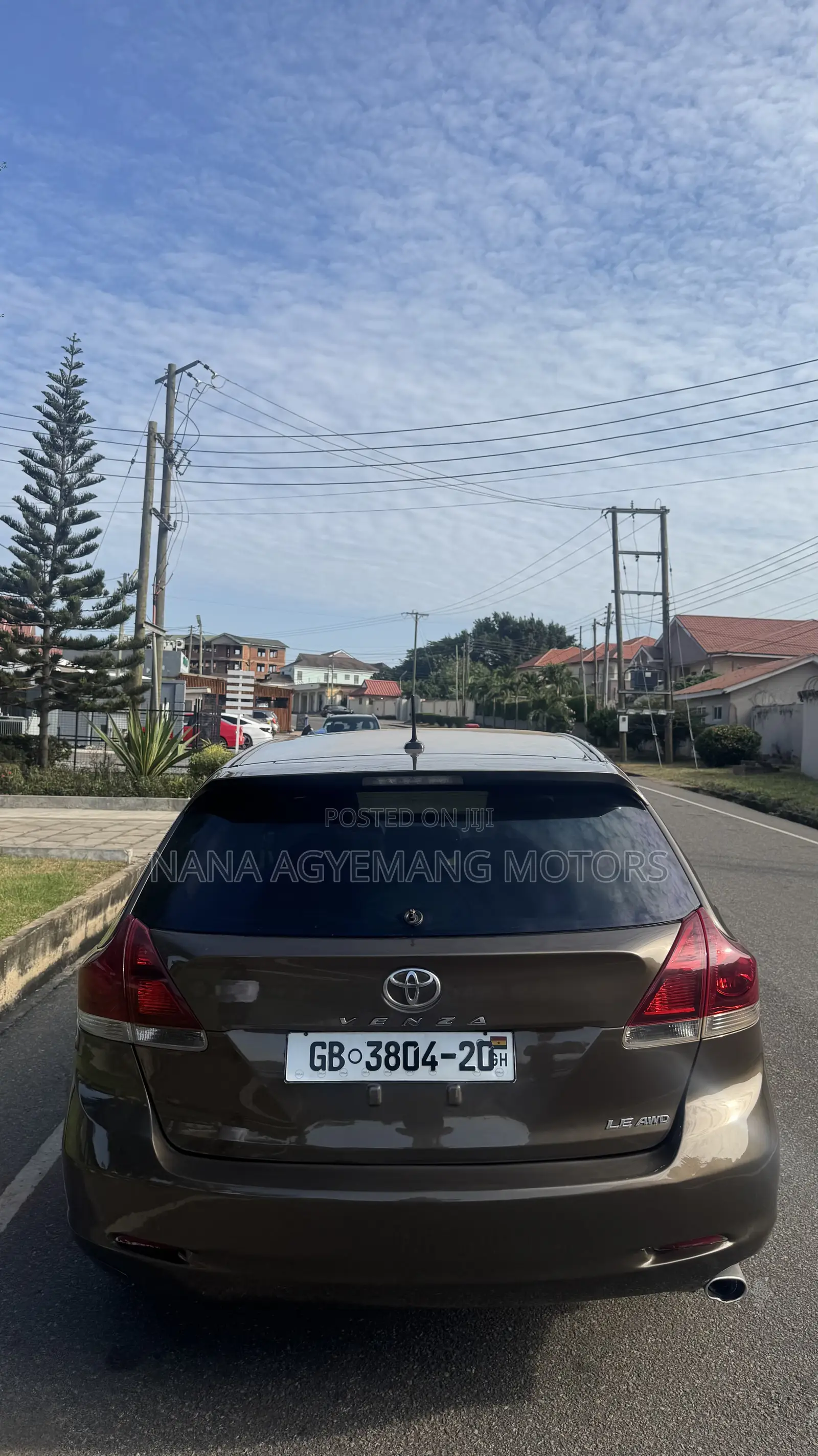 Toyota Venza LE 2014 Gold