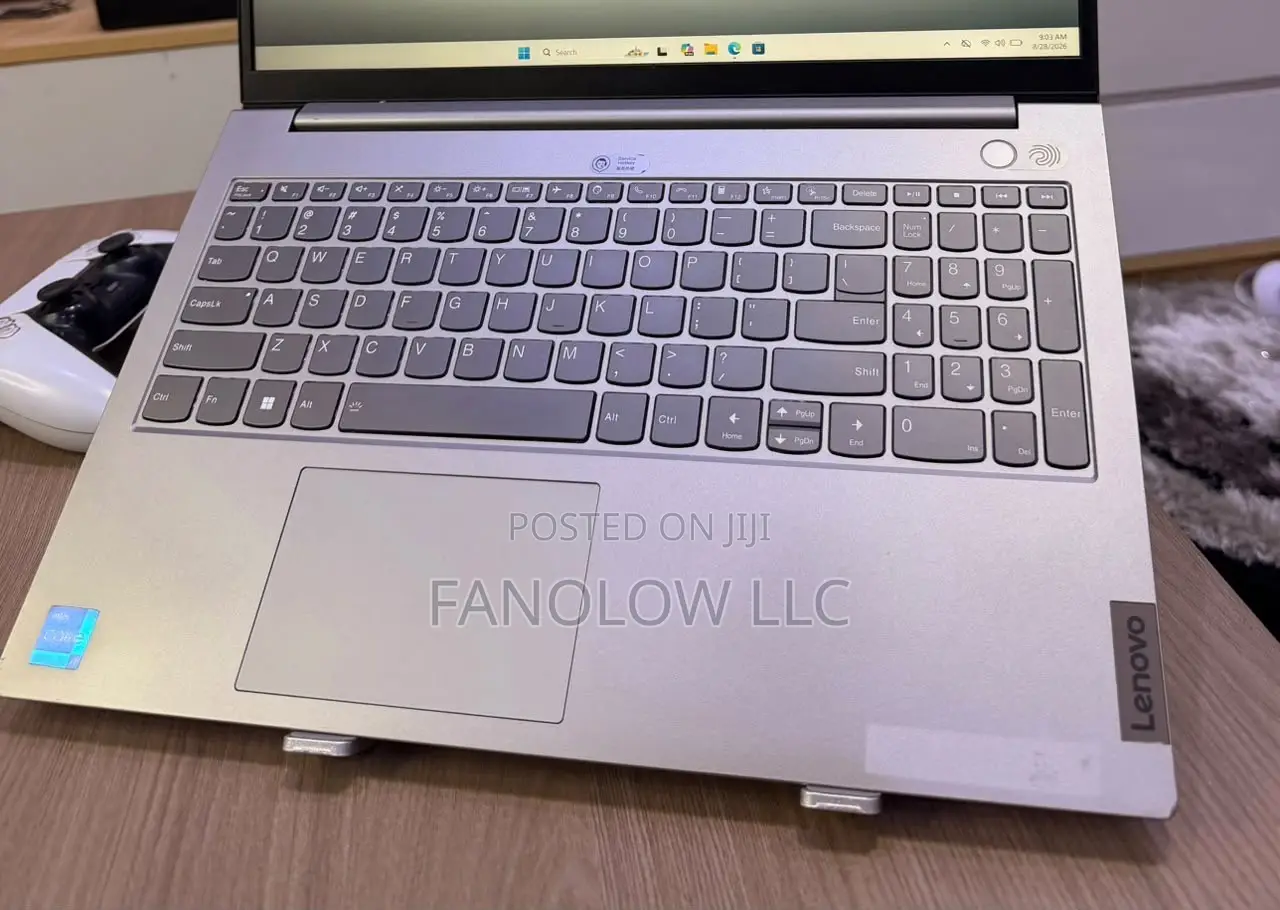 New Laptop Lenovo ThinkBook 15 8GB Intel Core i7 SSD 256GB