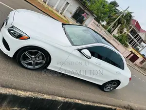Mercedes-Benz C300 Sport 4Matic Sedan AWD (2.0L 4cyll 7A) 2016 White