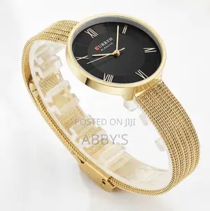 Leisure Style Curren 9020 Golden Mesh Ladies Watch