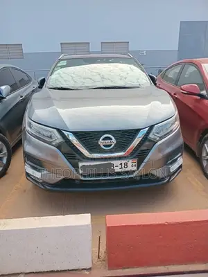 Nissan Qashqai 2017 Gray