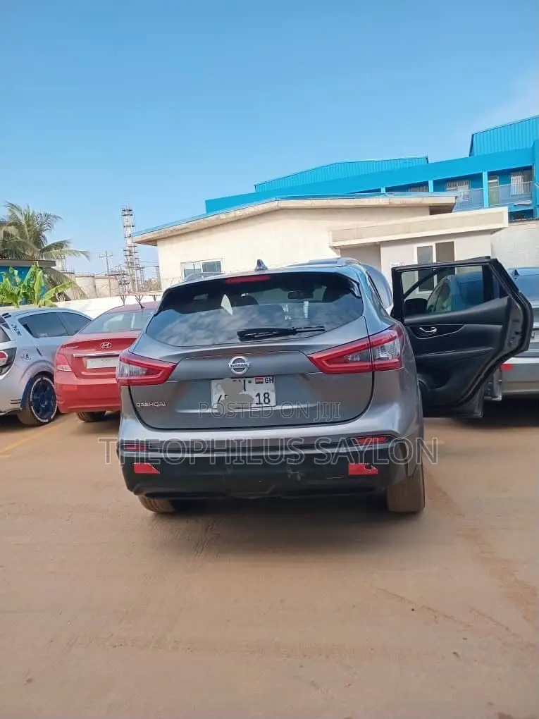 Nissan Qashqai 2017 Gray