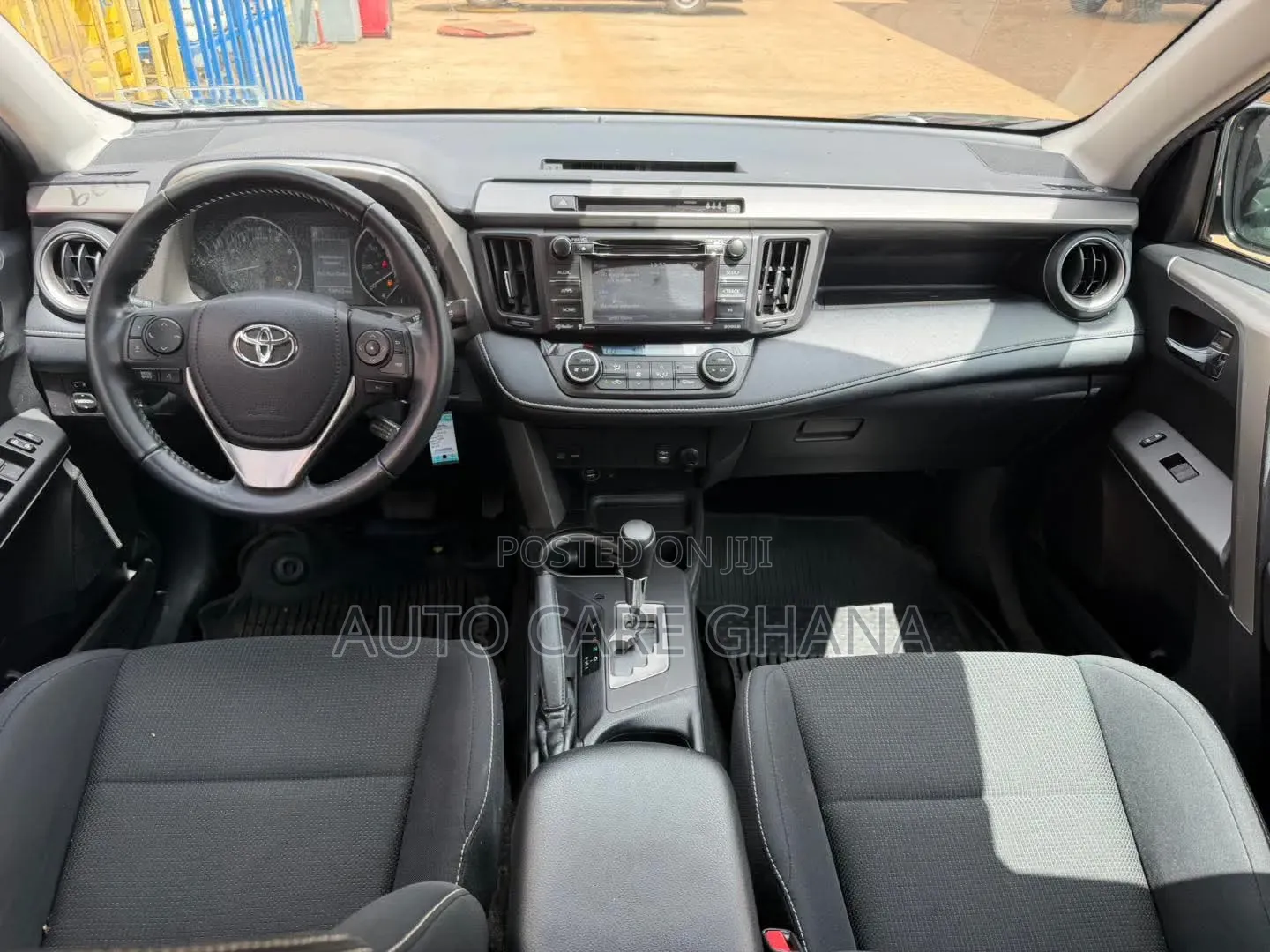 Toyota RAV4 XLE AWD (2.5L 4cyl 6A) 2017 Burgundy