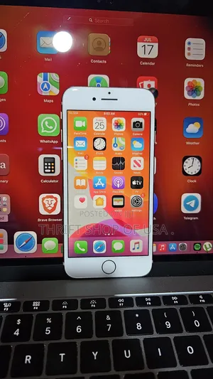 Apple iPhone 8 64 GB Gold