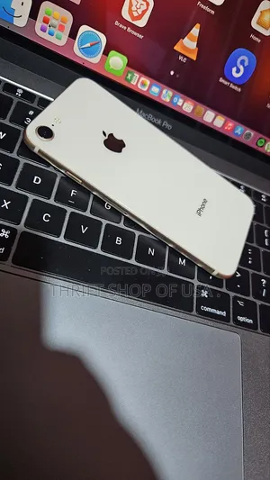 Apple iPhone 8 64 GB Gold