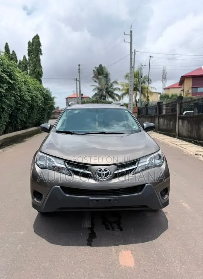 Toyota RAV4 LE 4dr SUV AWD (2.5L 4cyl 6A) 2015 Brown