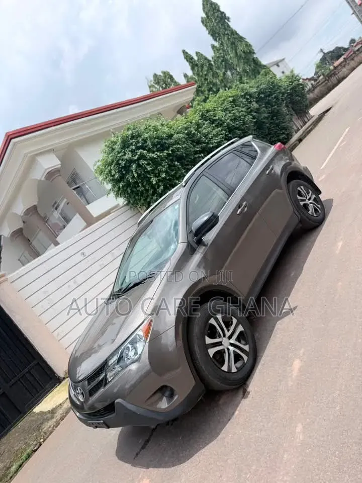 Toyota RAV4 LE 4dr SUV AWD (2.5L 4cyl 6A) 2015 Brown