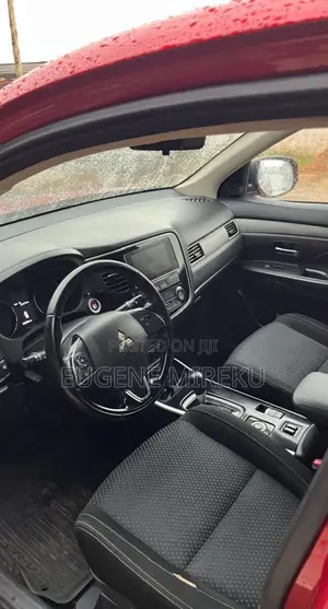 Mitsubishi Outlander 2016 Red