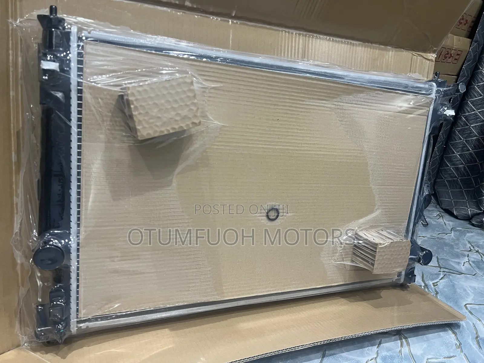 Toyota Camry 2019 2020 2021 2022 2023 2024 Radiator (Water Tank)