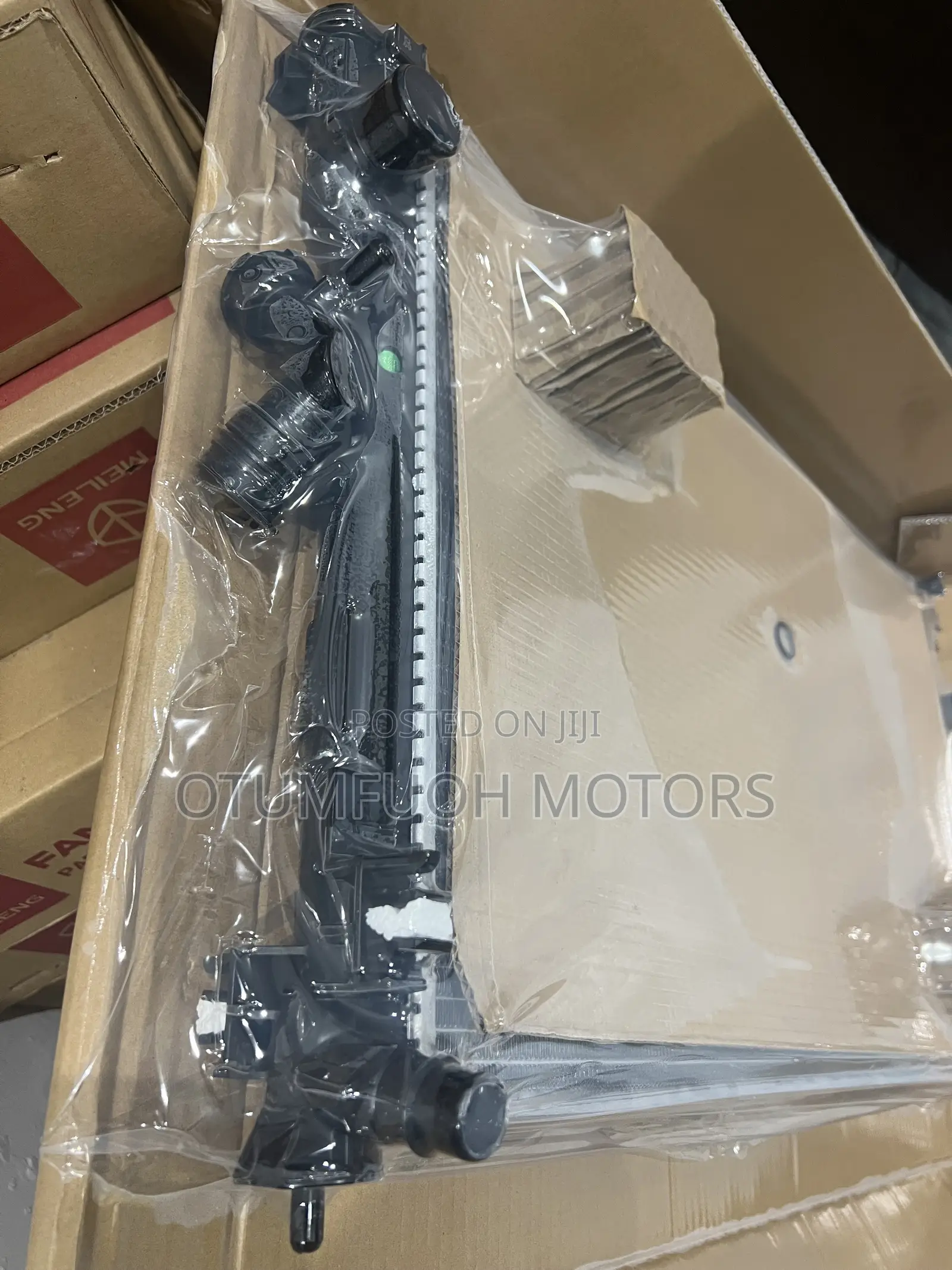 Toyota Camry 2019 2020 2021 2022 2023 2024 Radiator (Water Tank)