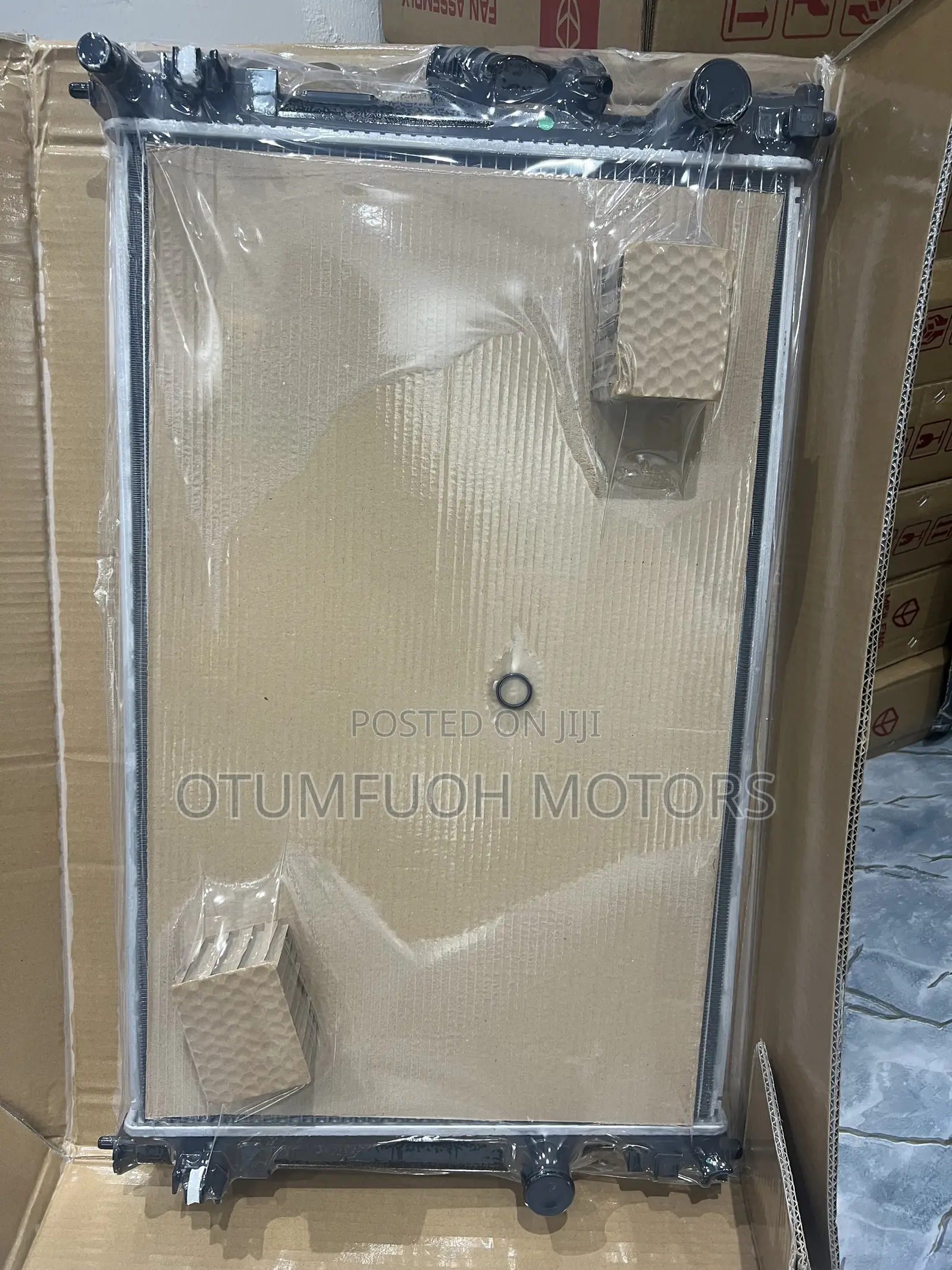 Toyota Camry 2019 2020 2021 2022 2023 2024 Radiator (Water Tank)