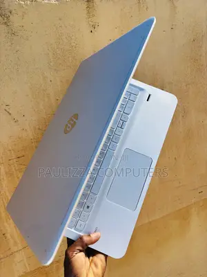 Laptop HP Envy 15 16GB Intel Core i7 HDD+SSD 256GB