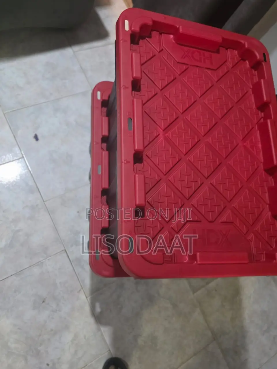 27 Gallons Capacity Plastic Storage Containers