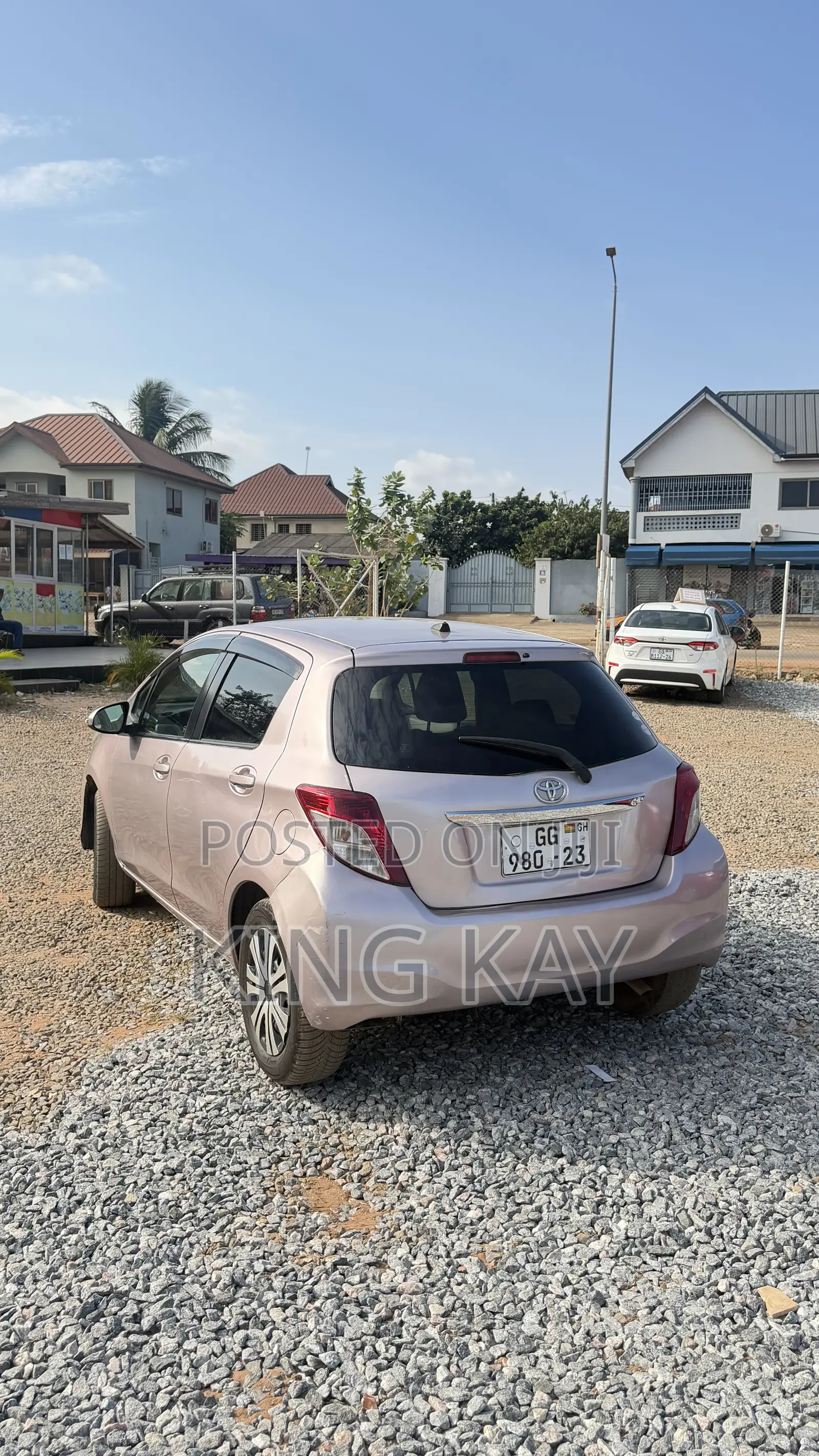Toyota Vitz 1.0 FWD 5dr 2012