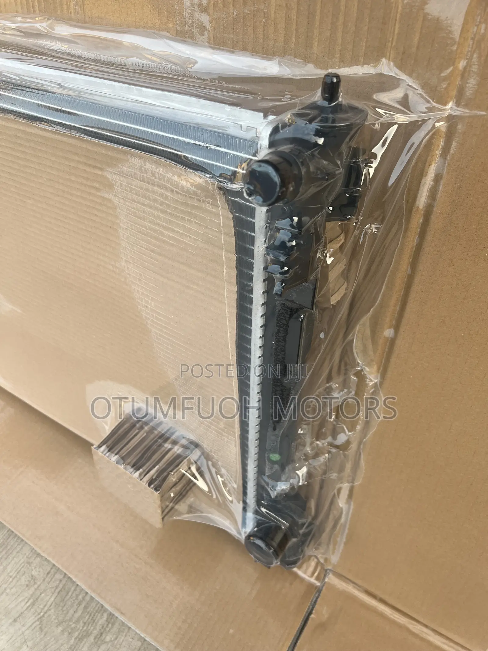 Toyota RAV4 2019 2020 2021 2022 2023 2024 2025 Radiator (Water Tank)