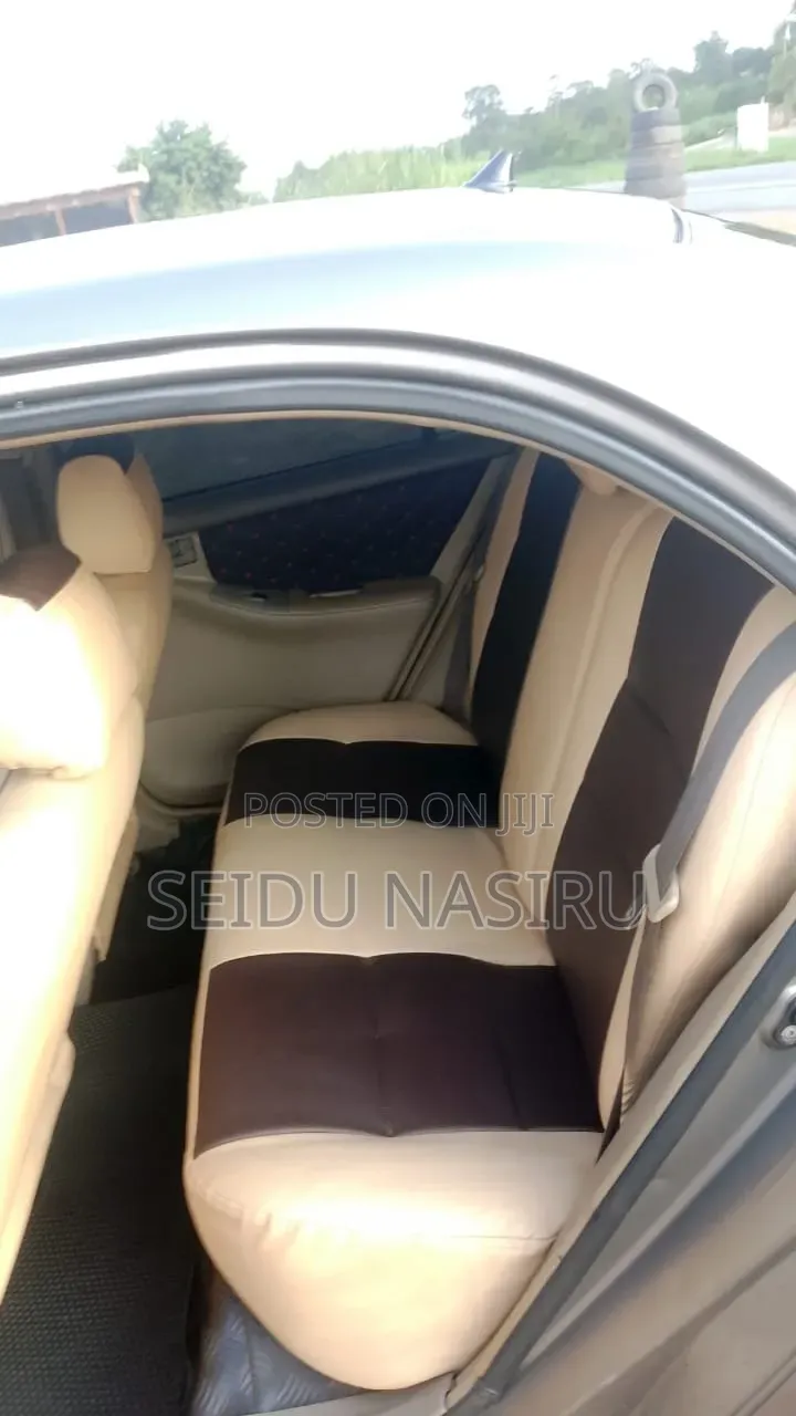 Toyota Corolla LE 2006 Gray
